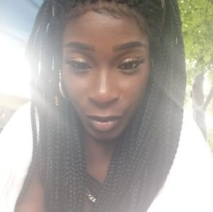 Meet your Posher, Shantel